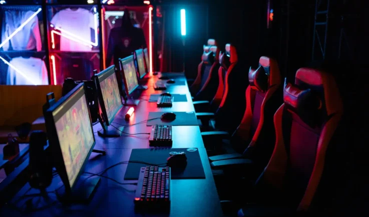 Esports Tournaments in Online Casinos: The Fusion of Competitive Gaming and Casino Entertainment